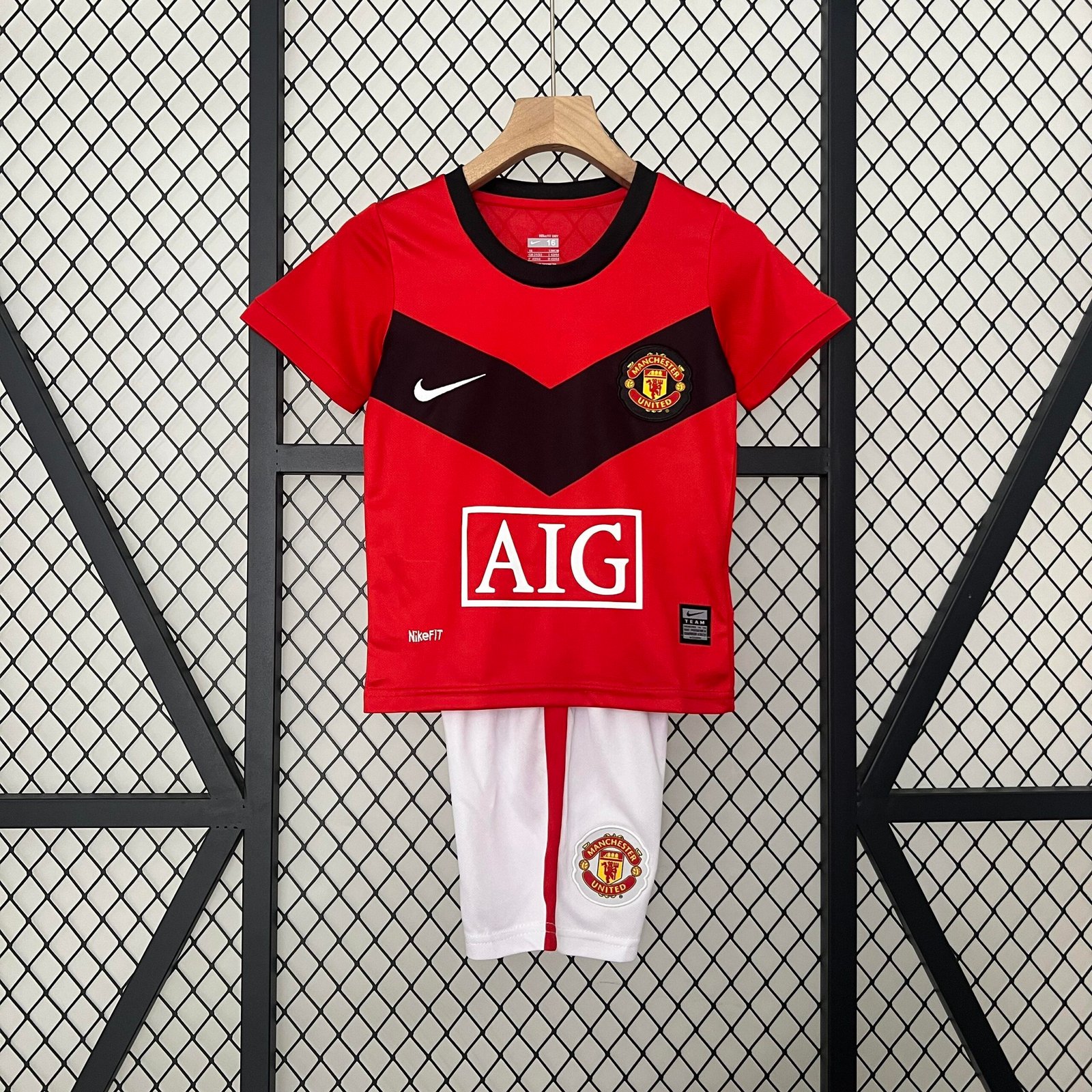 2009/10?Manchester United Home Retro Jersey Kids Kit