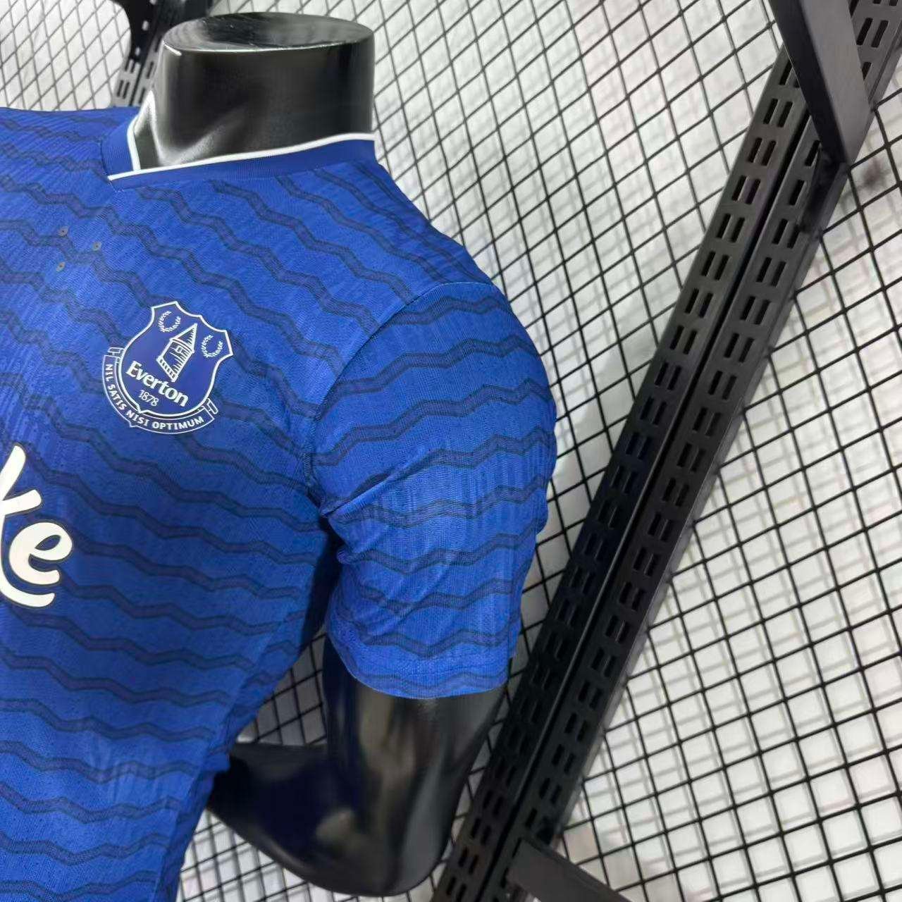 2025/26 Everton Home Jersey Player Version - Image 7