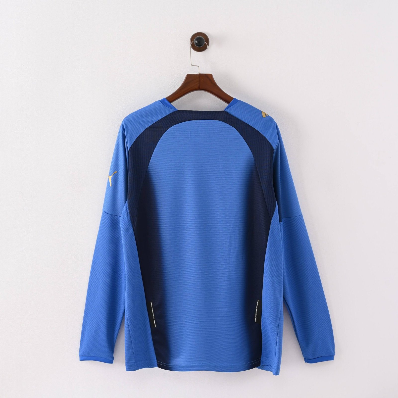 2006 World Cup Italy Home Retro Jersey Long Sleeve - Image 2