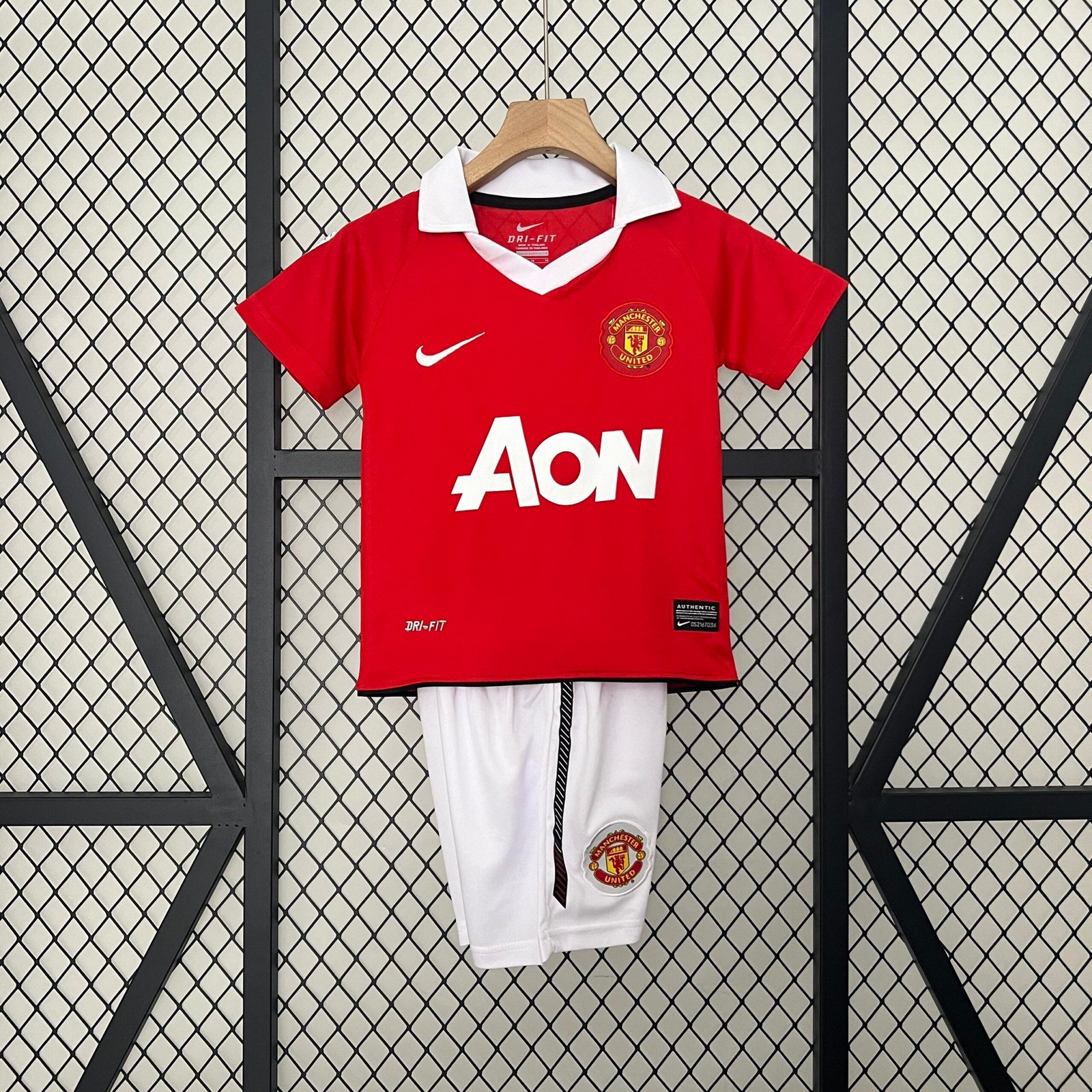 2010/11?Manchester United Home Retro Jersey Kids Kit