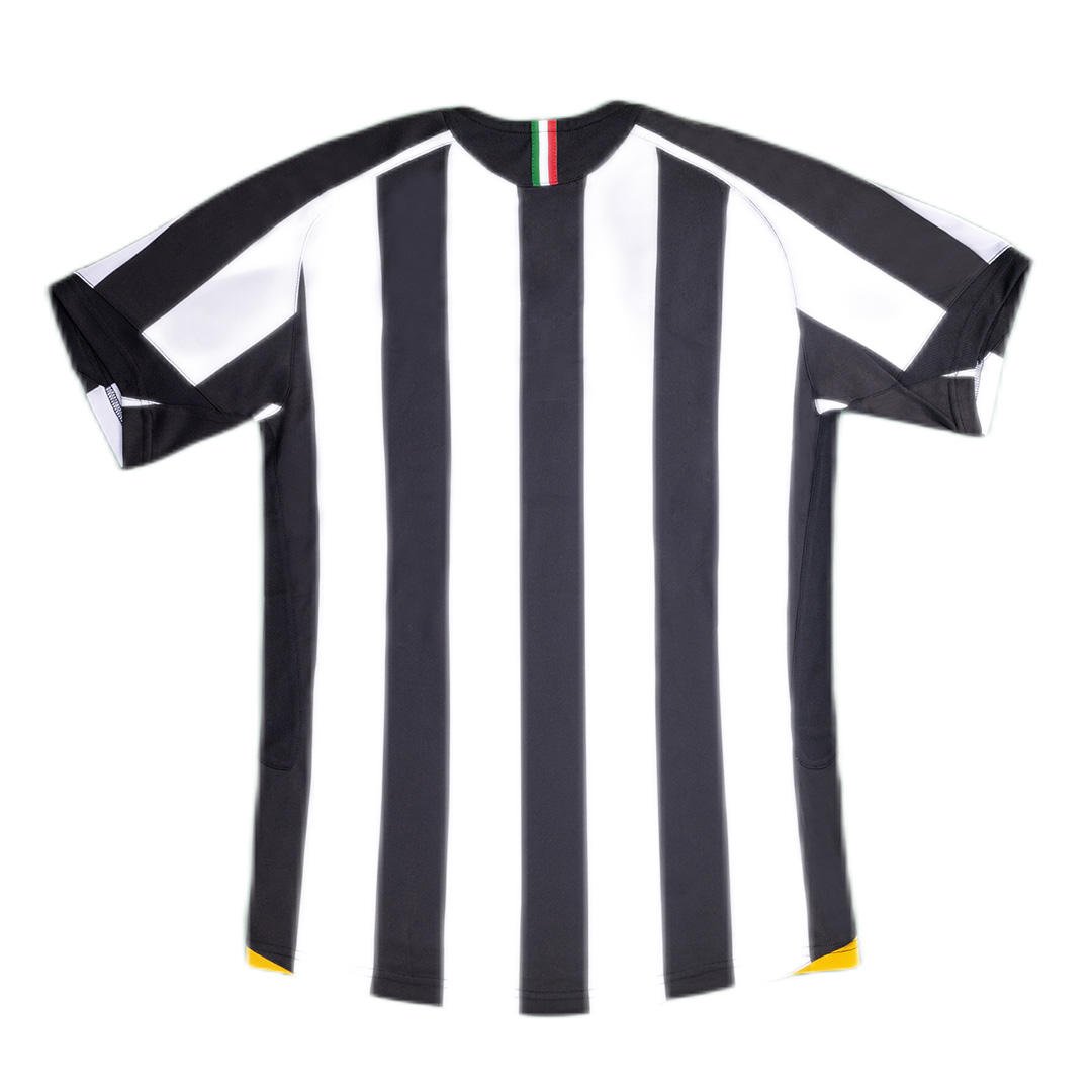 2005/06 Juventus Retro Jersey Home - Image 2