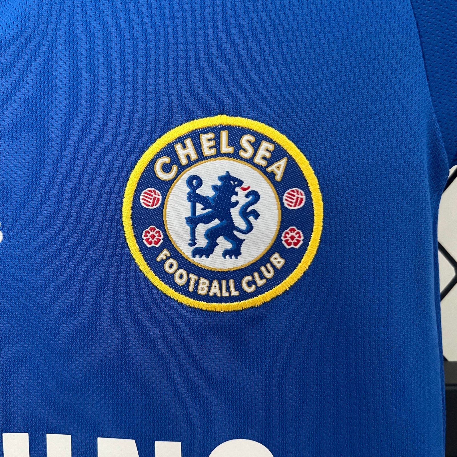 2008/09 Chelsea Champions League home Retro kids Jersey - Image 4