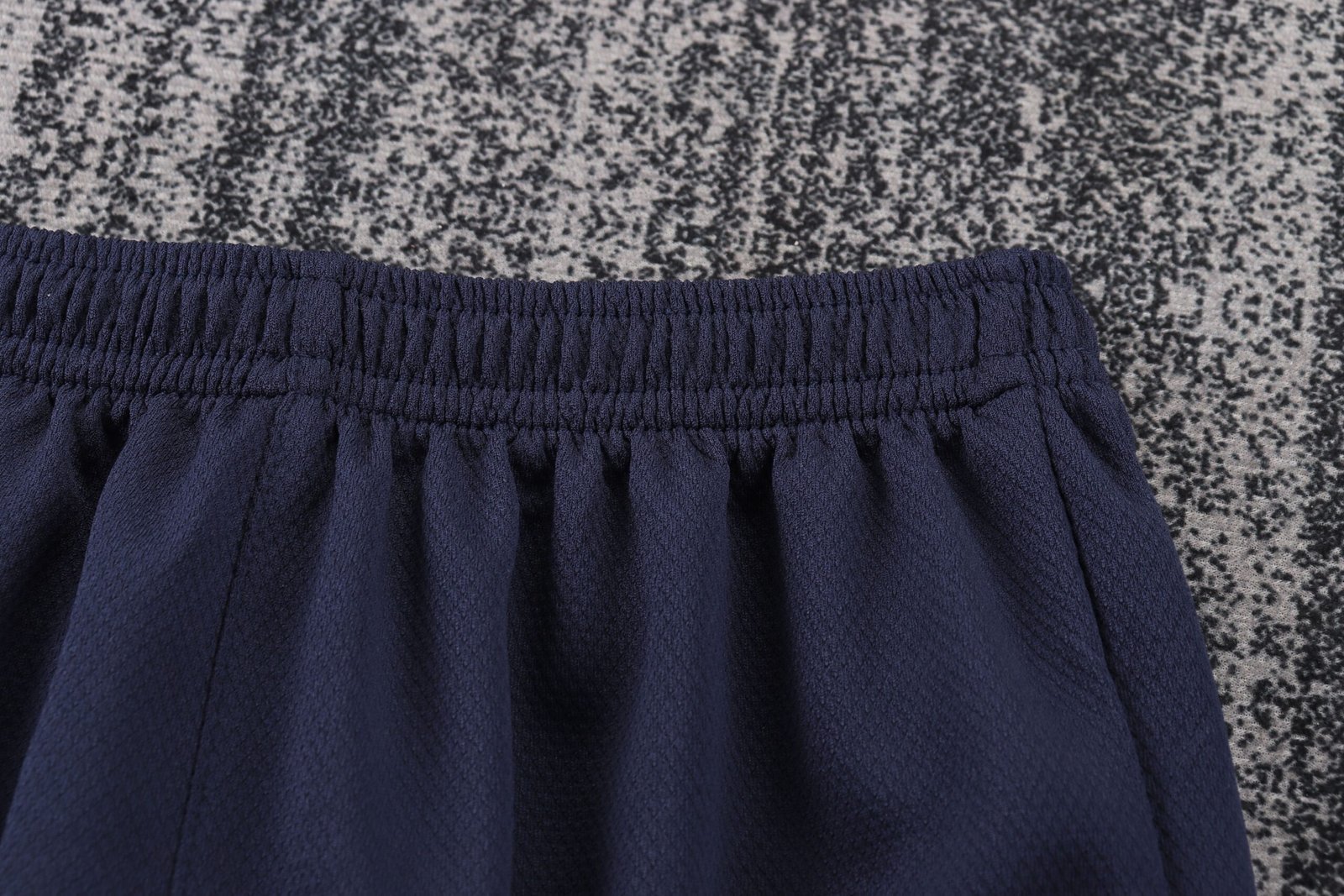 2013/14?Manchester United Away Retro Jersey Kids Kit - Image 3