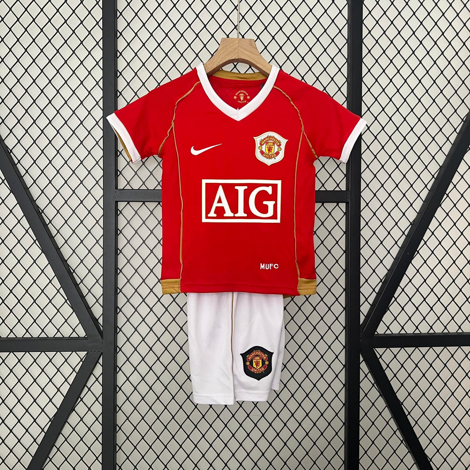 2006/07?Manchester United Home Retro Jersey Kids Kit