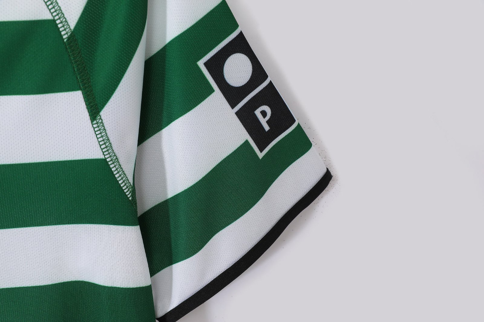 2003/04 Sporting CP Home Retro Jersey - Image 5