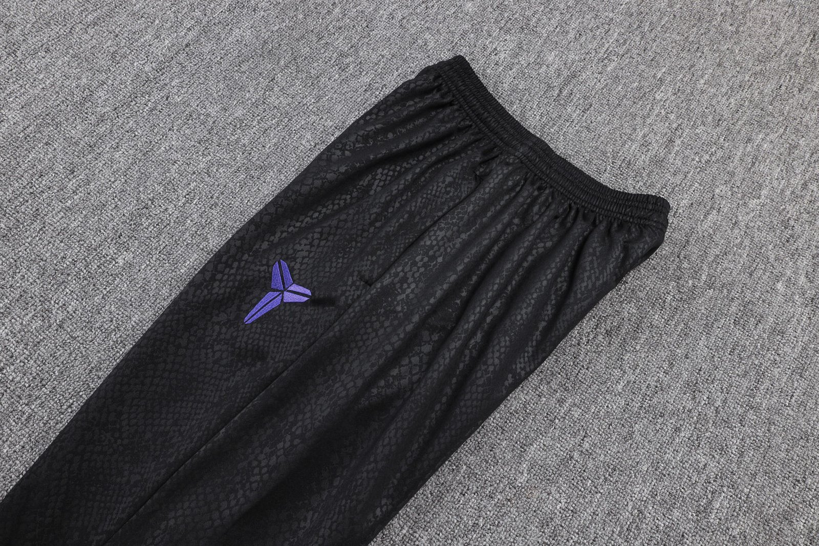 2025/26 Barcelona Long sleeves Player Version Training Set - Image 17