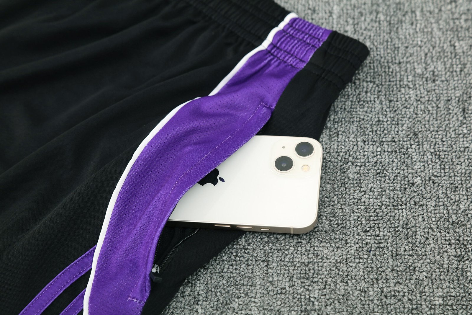 2025/26 Real Madrid?Vest Suit - Image 11