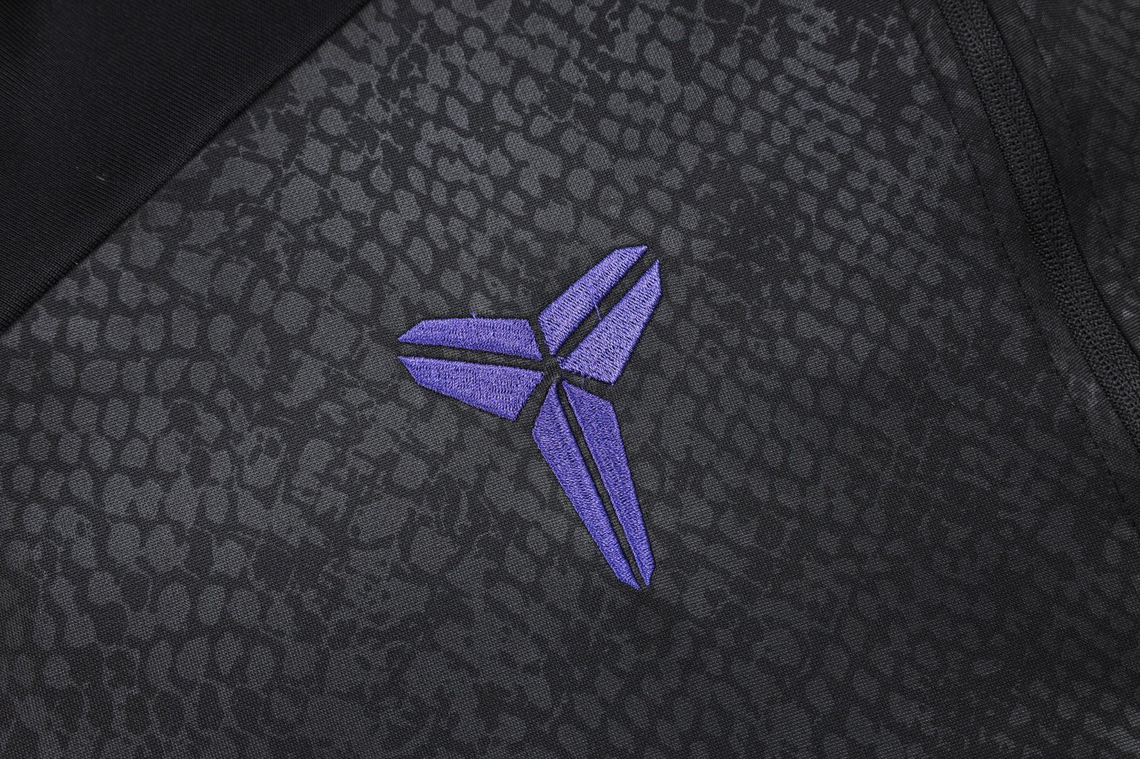 2025/26 Barcelona Long sleeves Player Version Training Set - Image 4