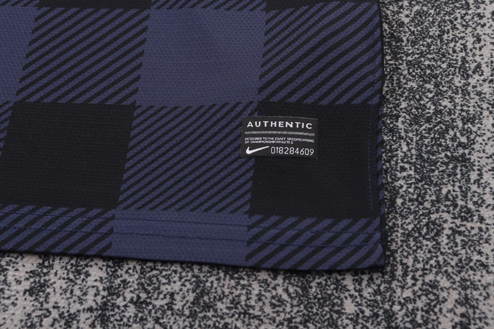 2013/14?Manchester United Away Retro Jersey Kids Kit - Image 8