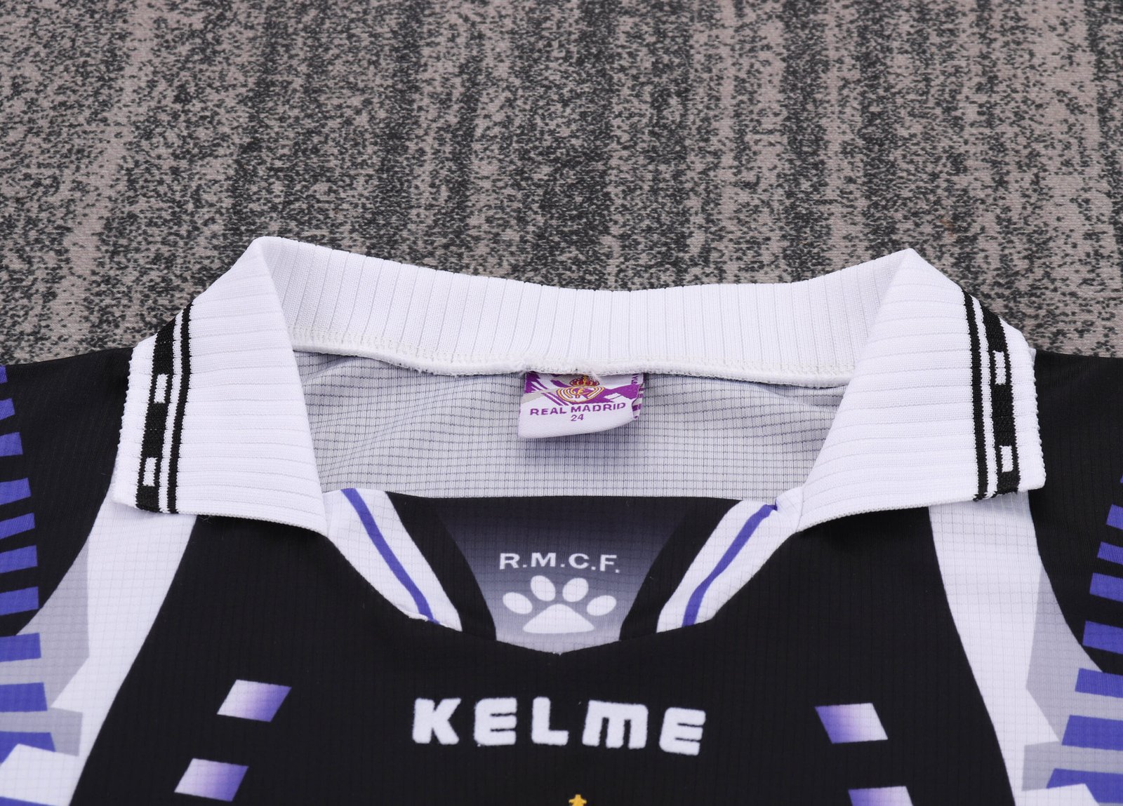 1997/98 Real Madrid Away Retro Kids Jersey - Image 3