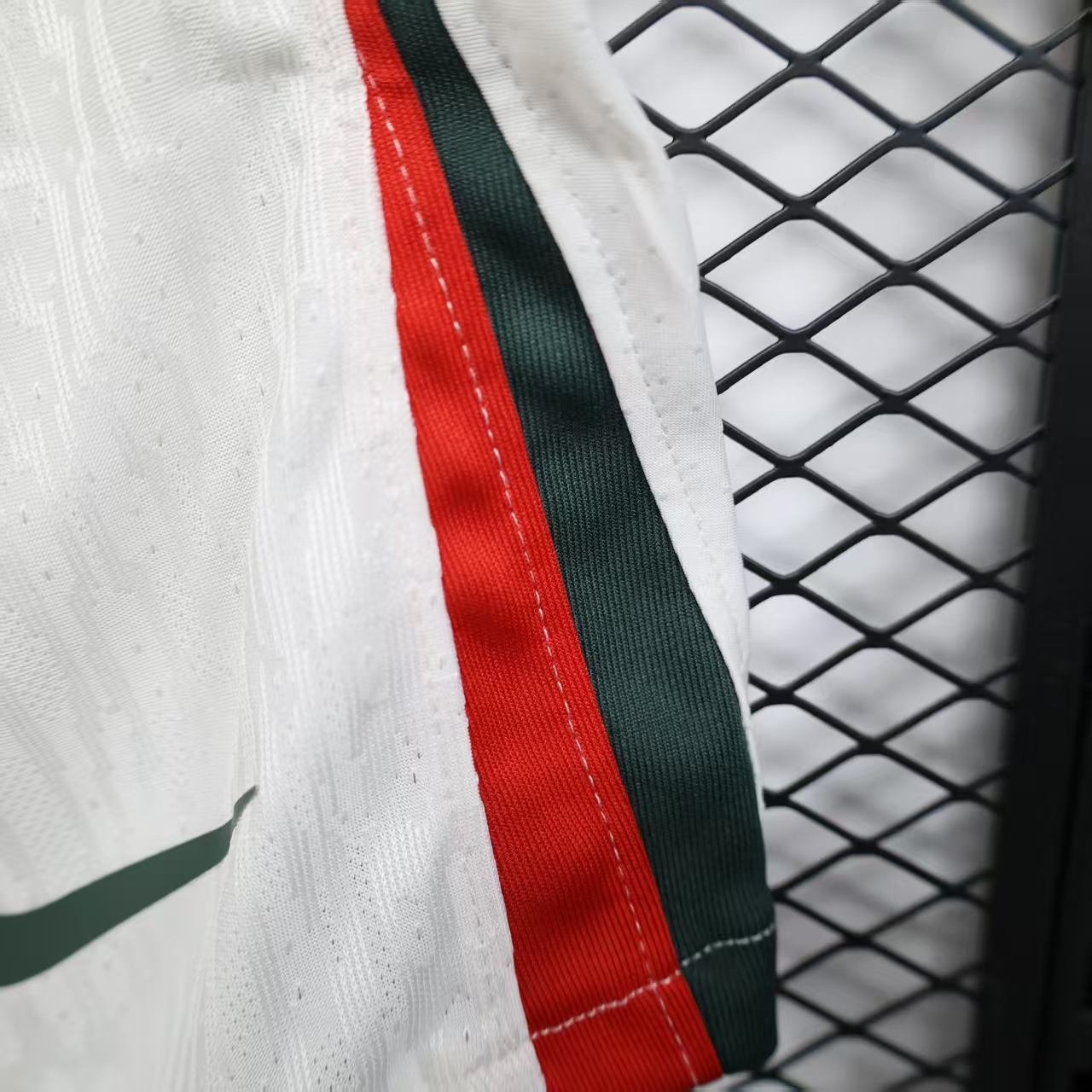 2025/26 Chelsea Away Shorts Player Version - Image 4