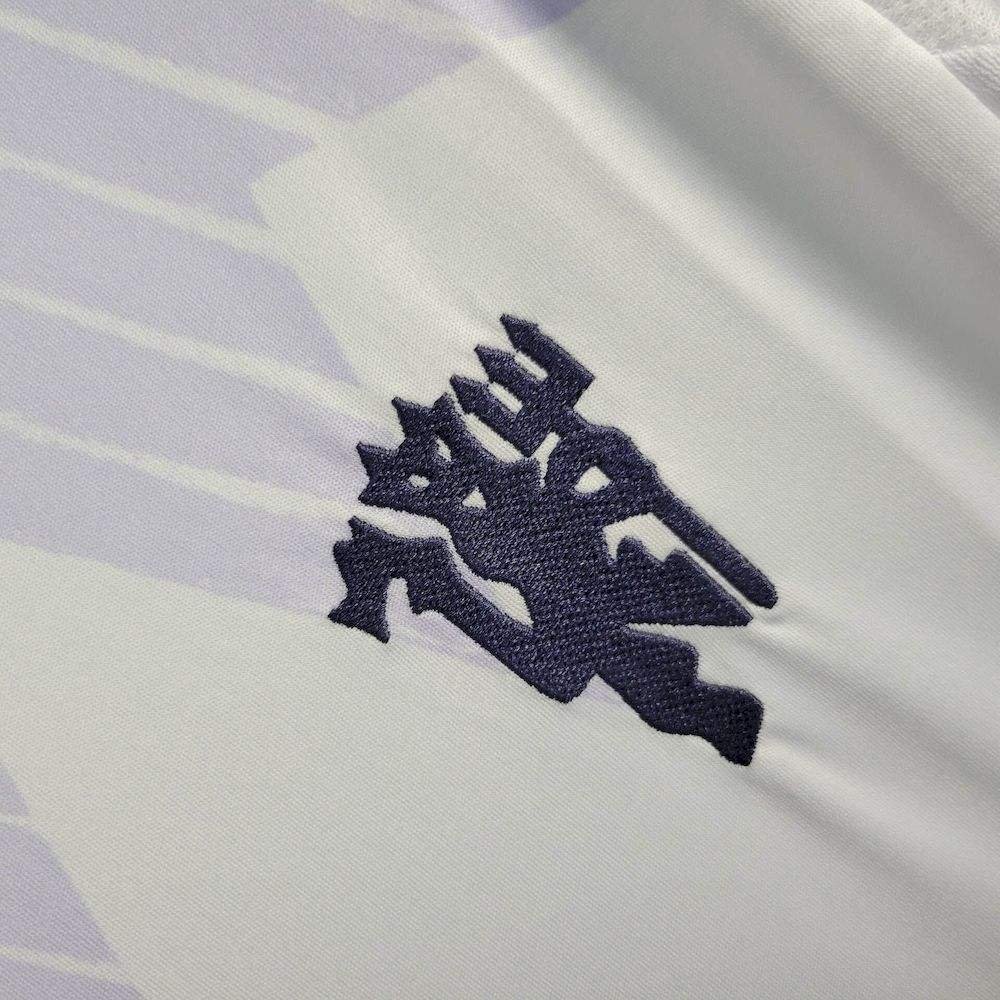 2025/26 Manchester United Away Woman Jersey - Image 5