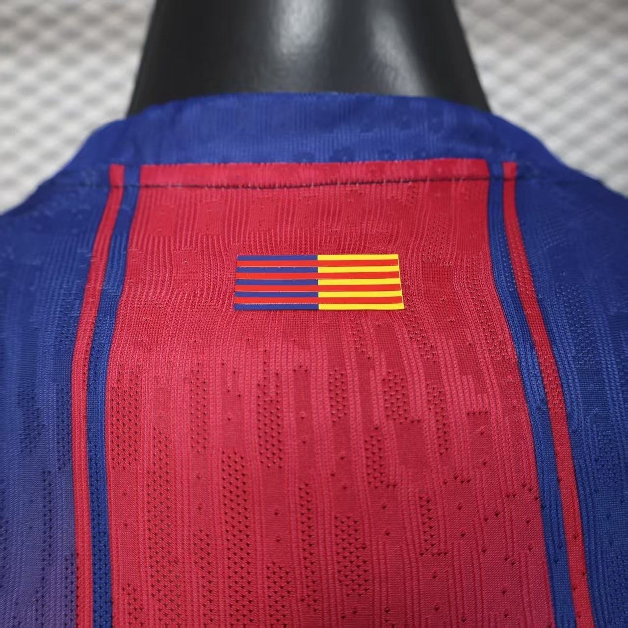 2025/26 Barcelona Home Jersey Player Version - Image 11