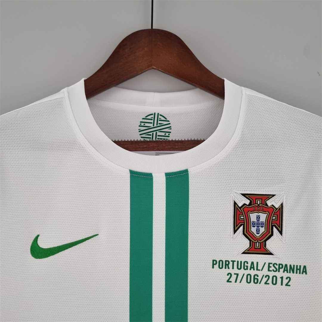 Portugal Retro Jersey Away Long Sleeve 2012 - Image 5