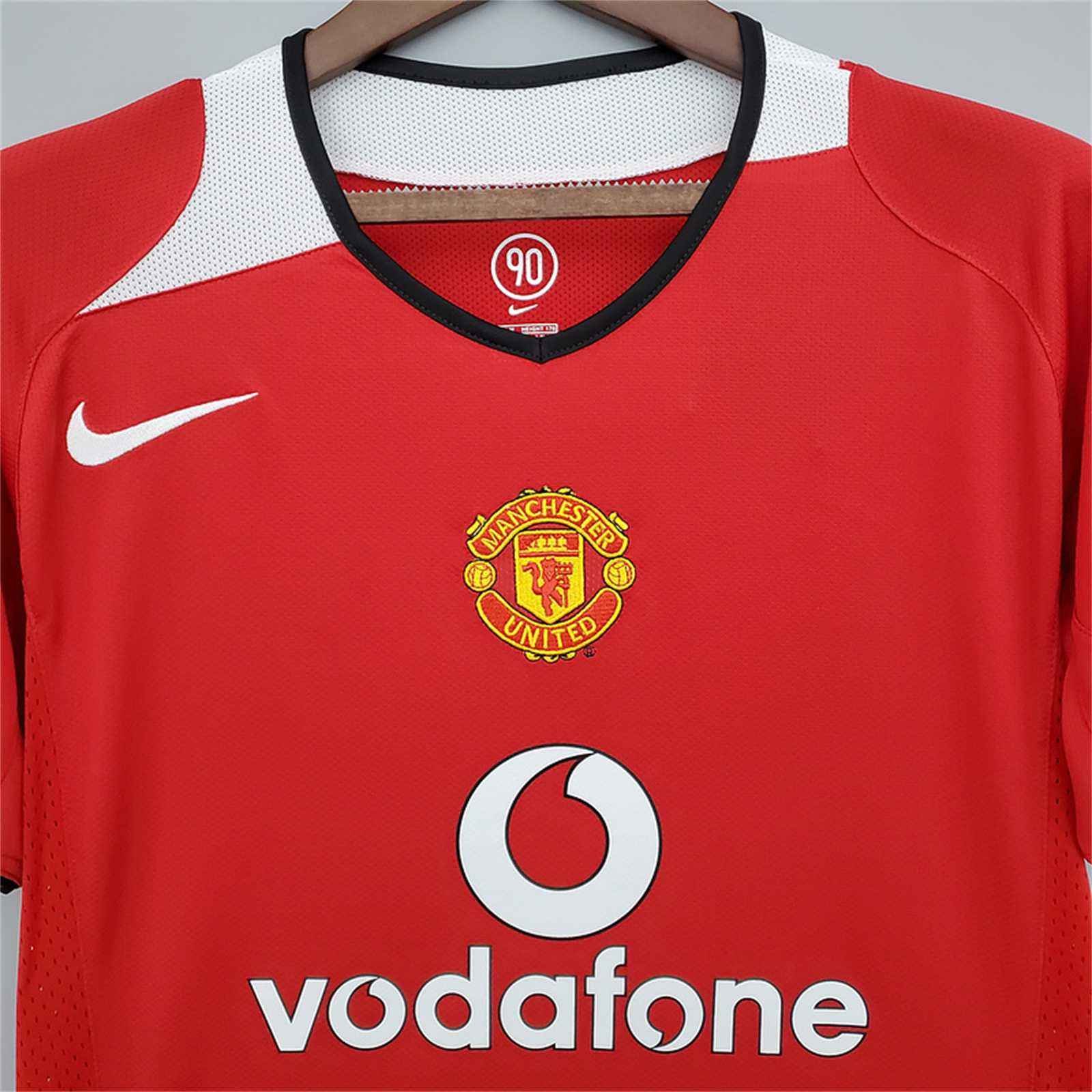 2005/06 Manchester United Home Retro Jersey - Image 3