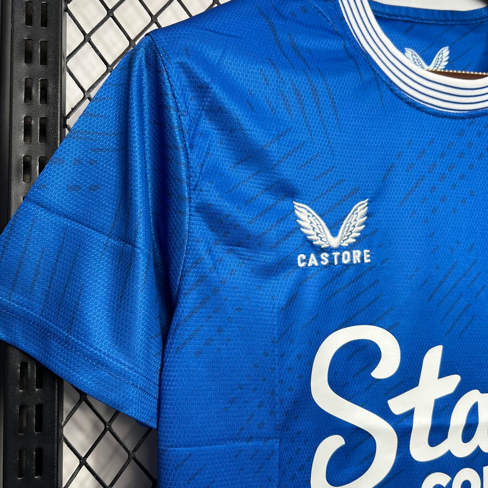 2024/25 Everton Home Jersey - Image 2
