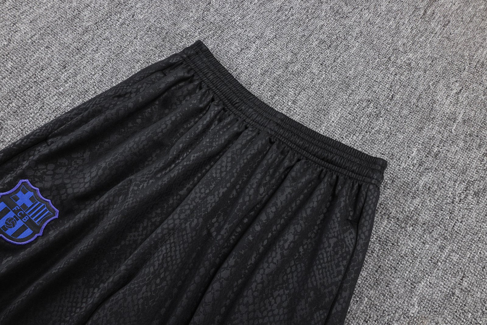 2025/26 Barcelona Long sleeves Player Version Training Set - Image 13