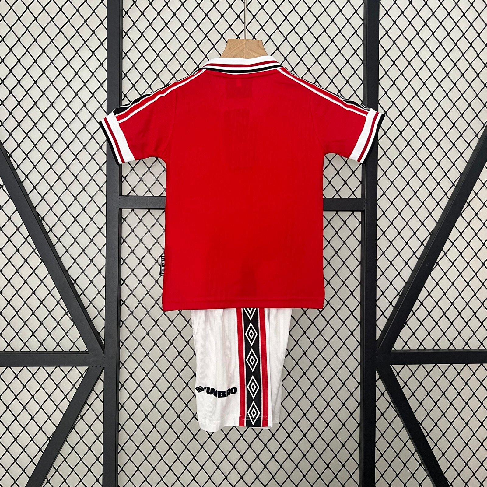 1998/99 ?Manchester United Home Retro Jersey Kids Kit - Image 7