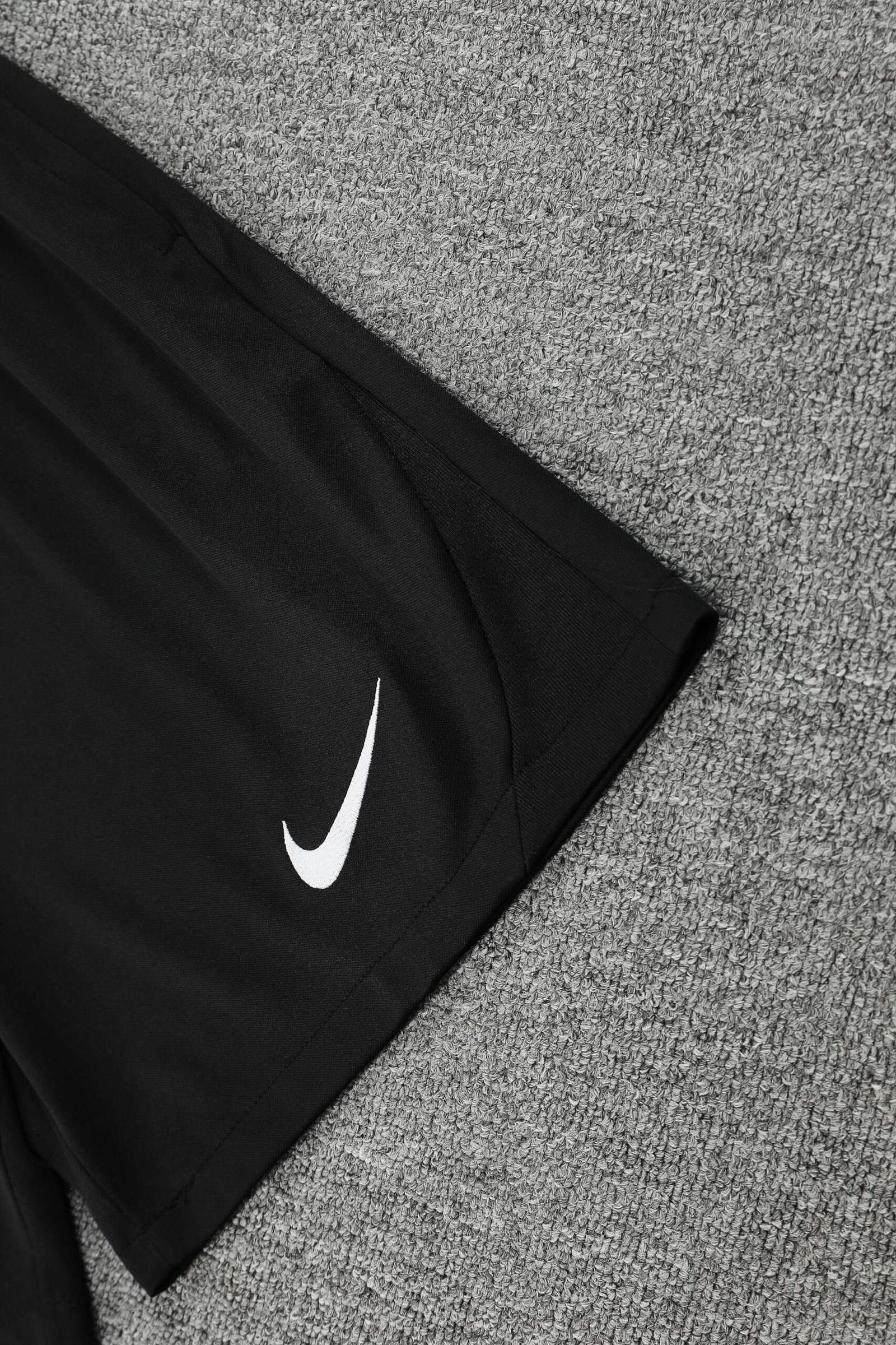 2025/26?Chelsea Short sleeve Training suit - Image 12