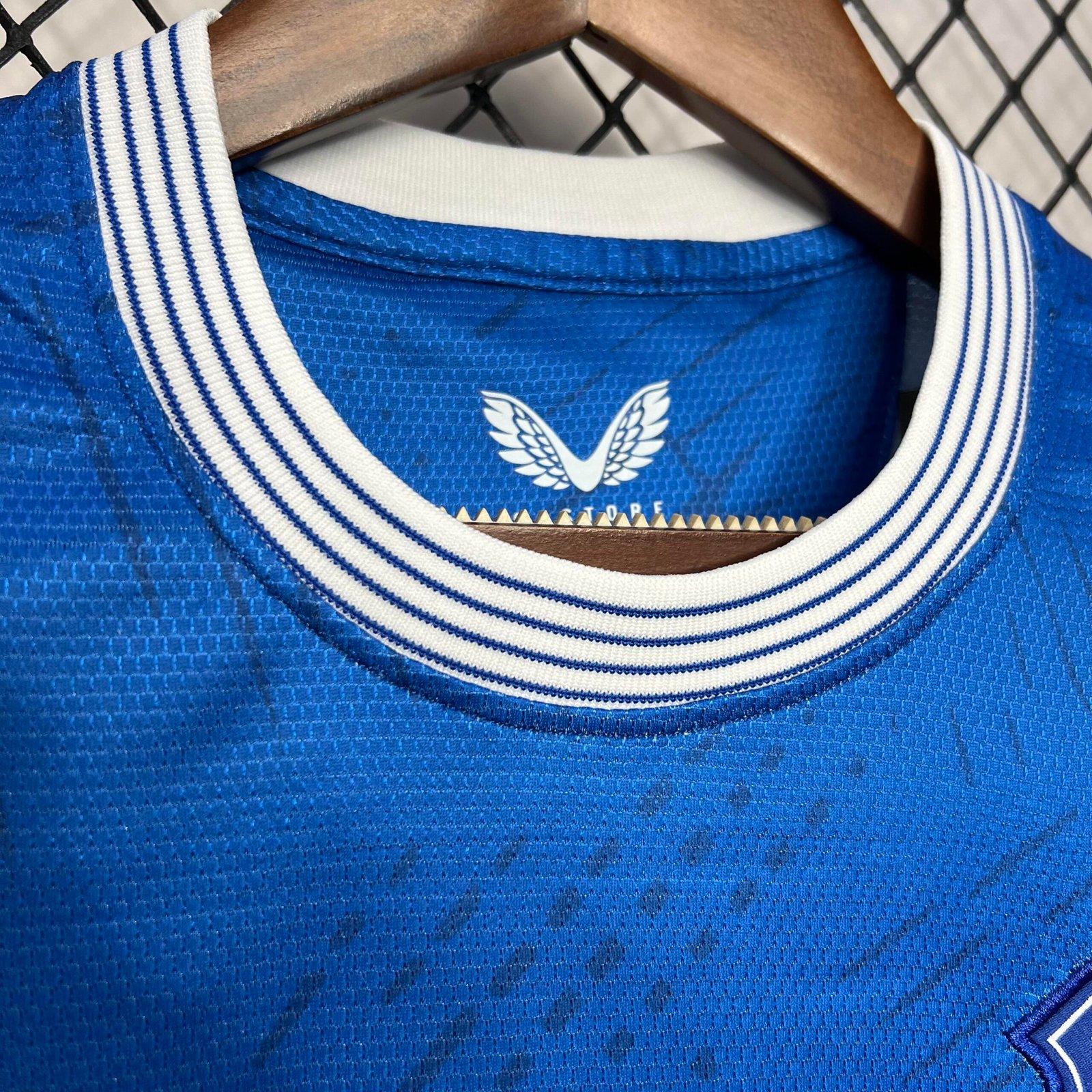 2024/25 Everton Home Jersey - Image 3