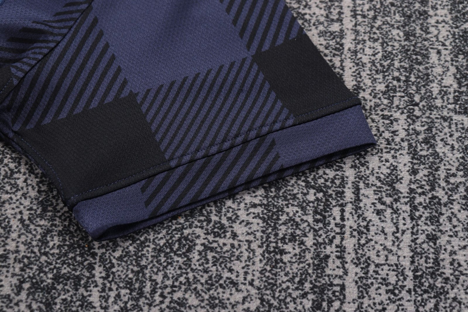 2013/14?Manchester United Away Retro Jersey Kids Kit - Image 9