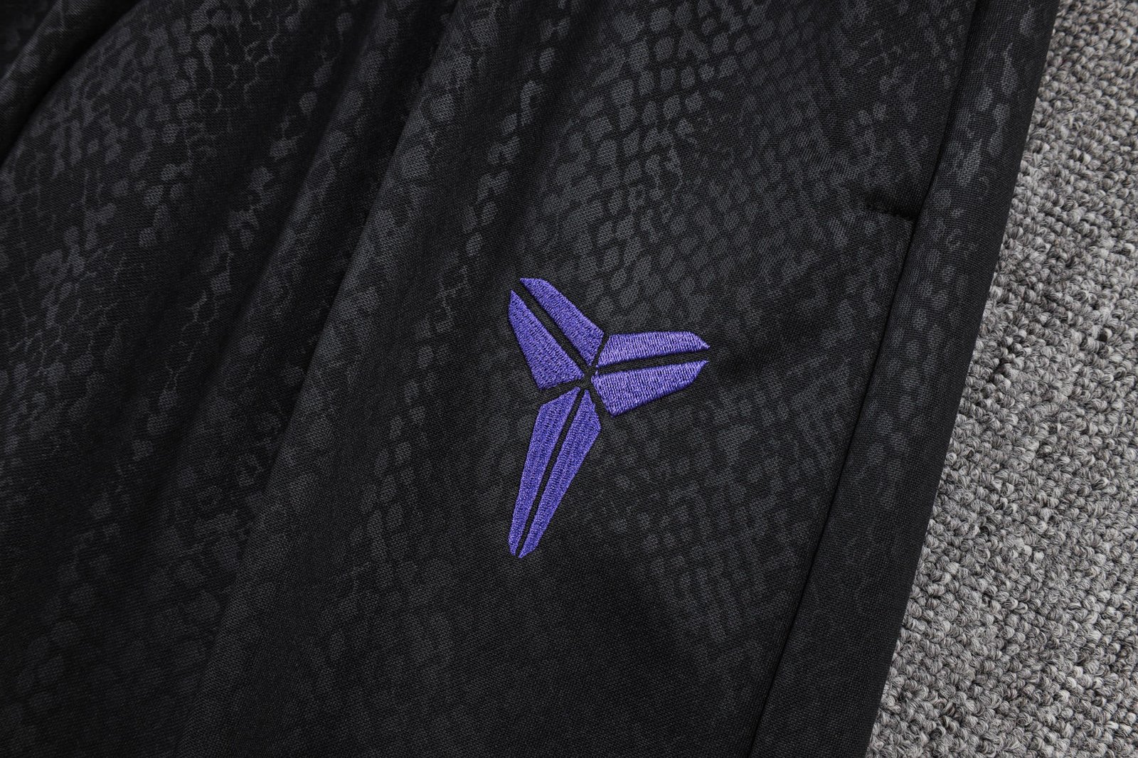 2025/26 Barcelona Long sleeves Player Version Training Set - Image 16