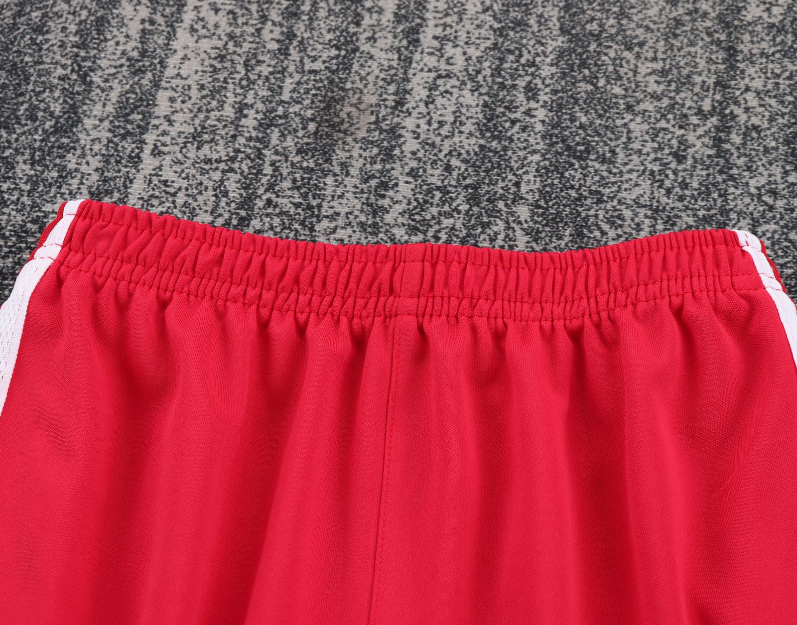 1995/96 Liverpool Home Retro Kids Jersey - Image 11