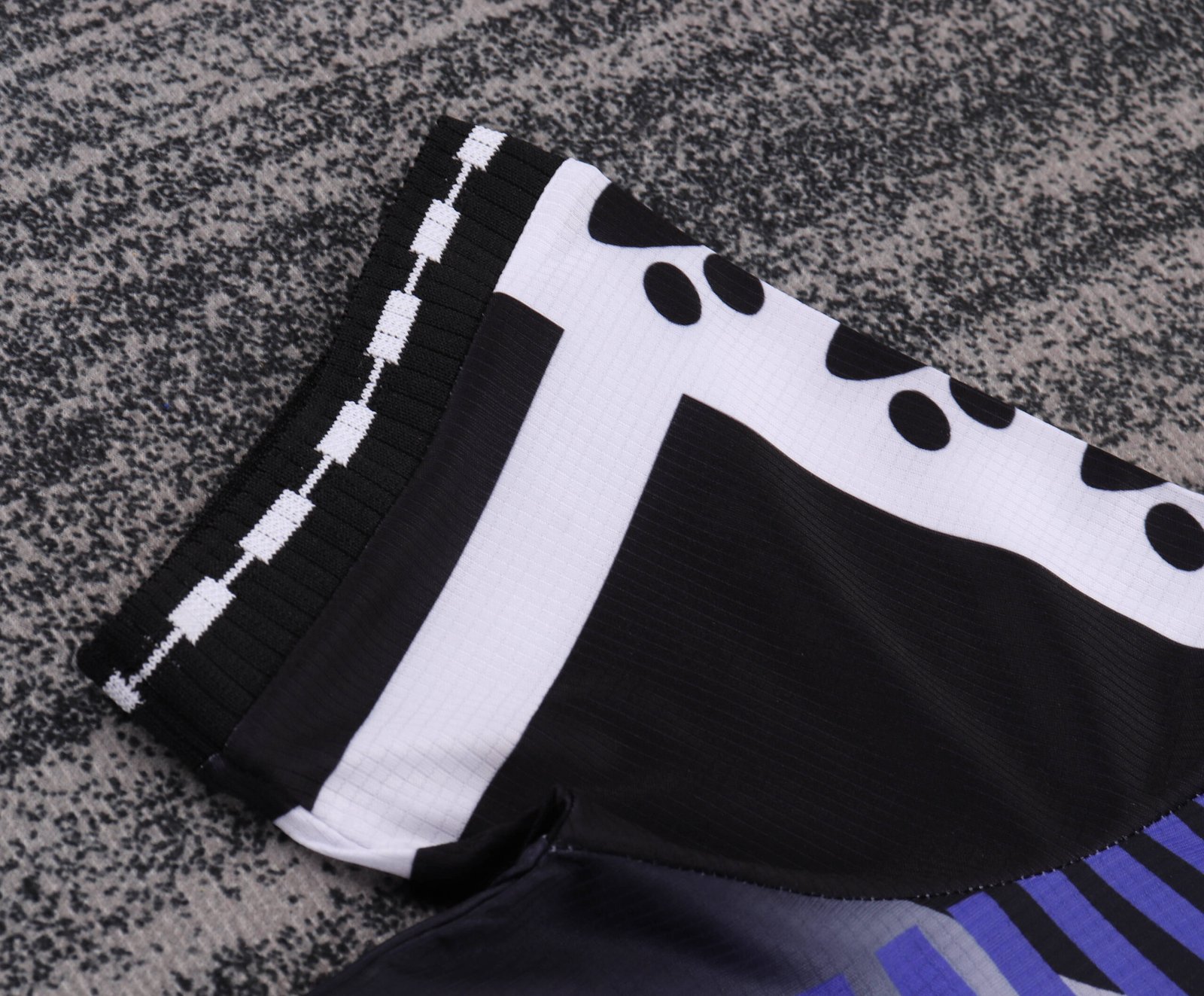 1997/98 Real Madrid Away Retro Kids Jersey - Image 5