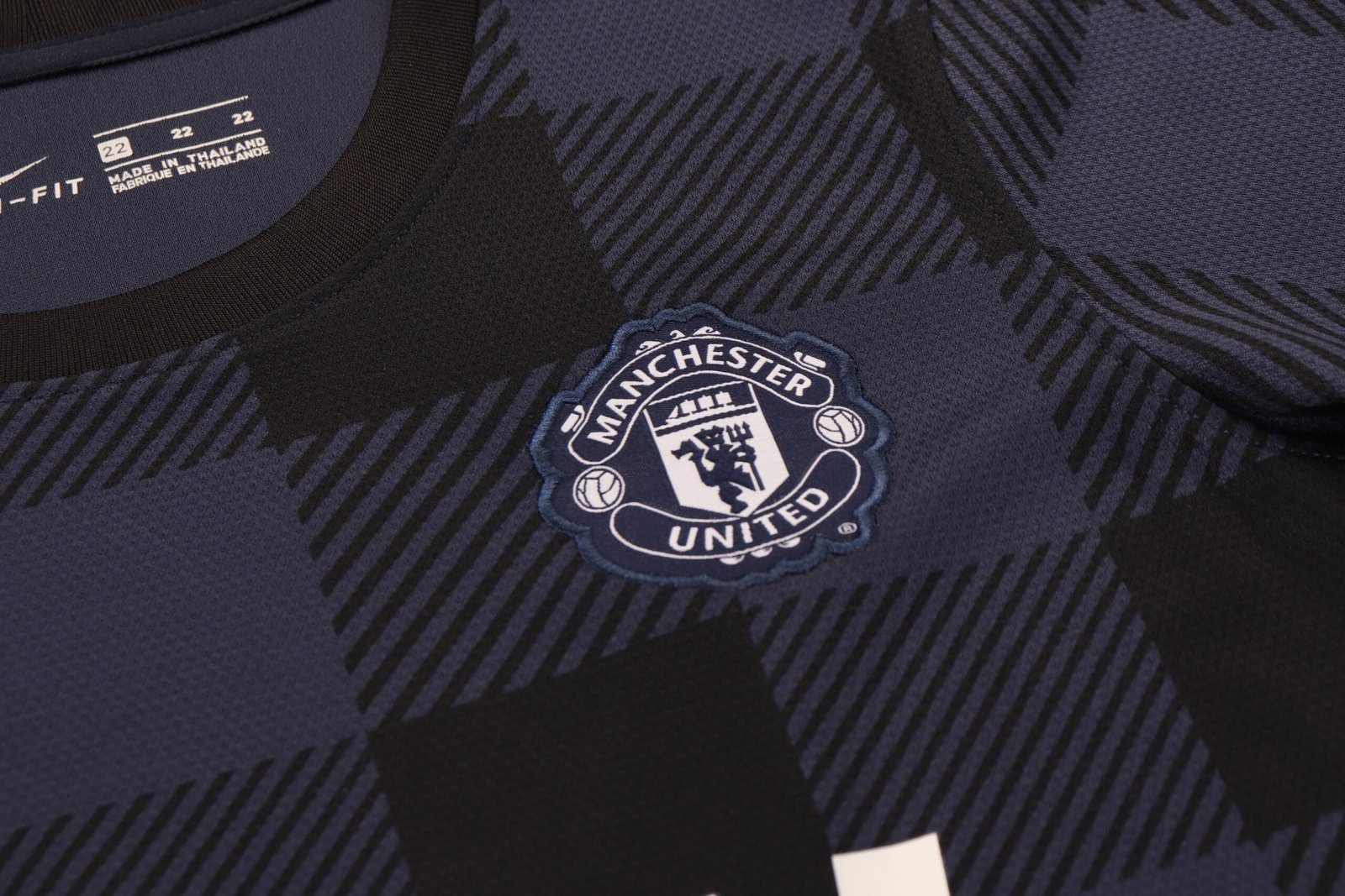 2013/14?Manchester United Away Retro Jersey Kids Kit - Image 13