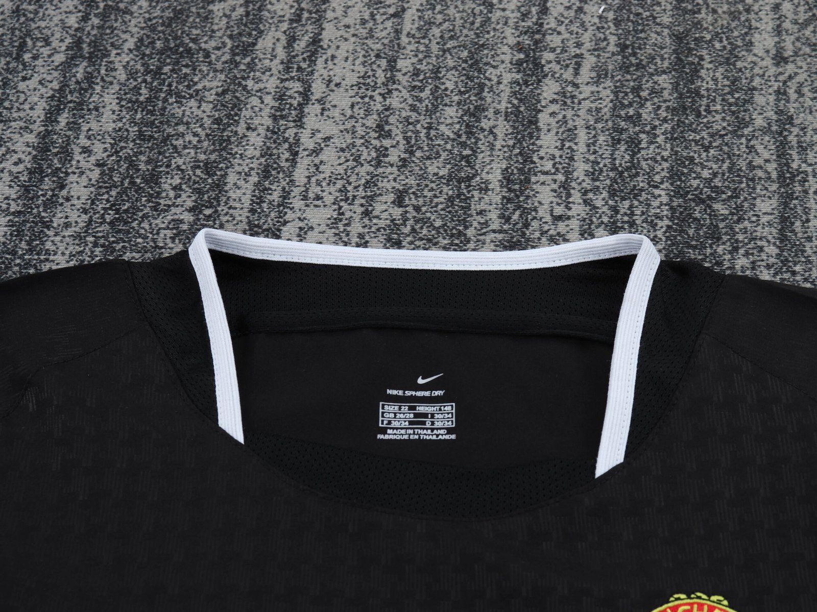 2003/04 Manchester United Away Retro Kids Jersey - Image 6