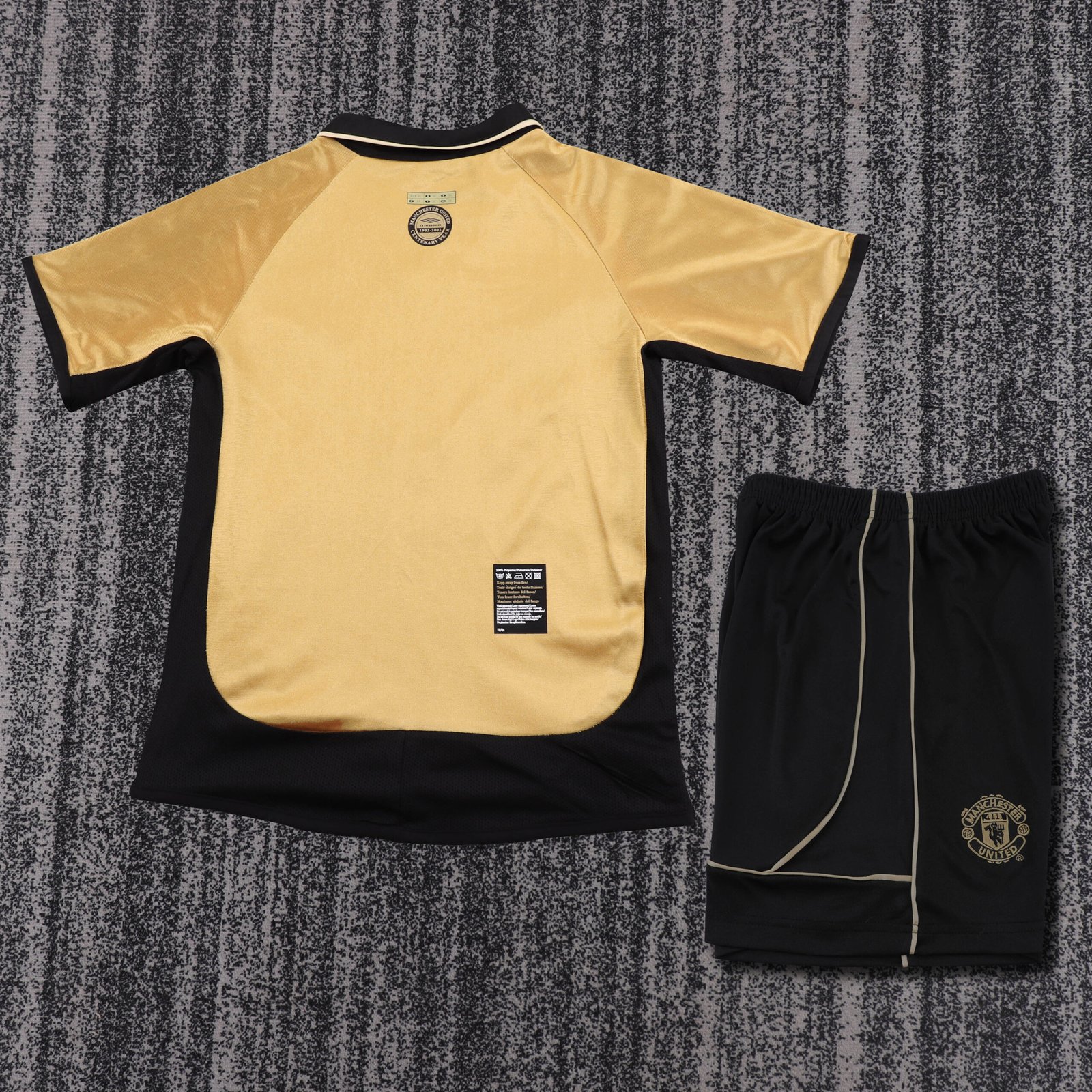 2001/02 Manchester United Away Retro Kids Jersey?100th Centenary - Image 4