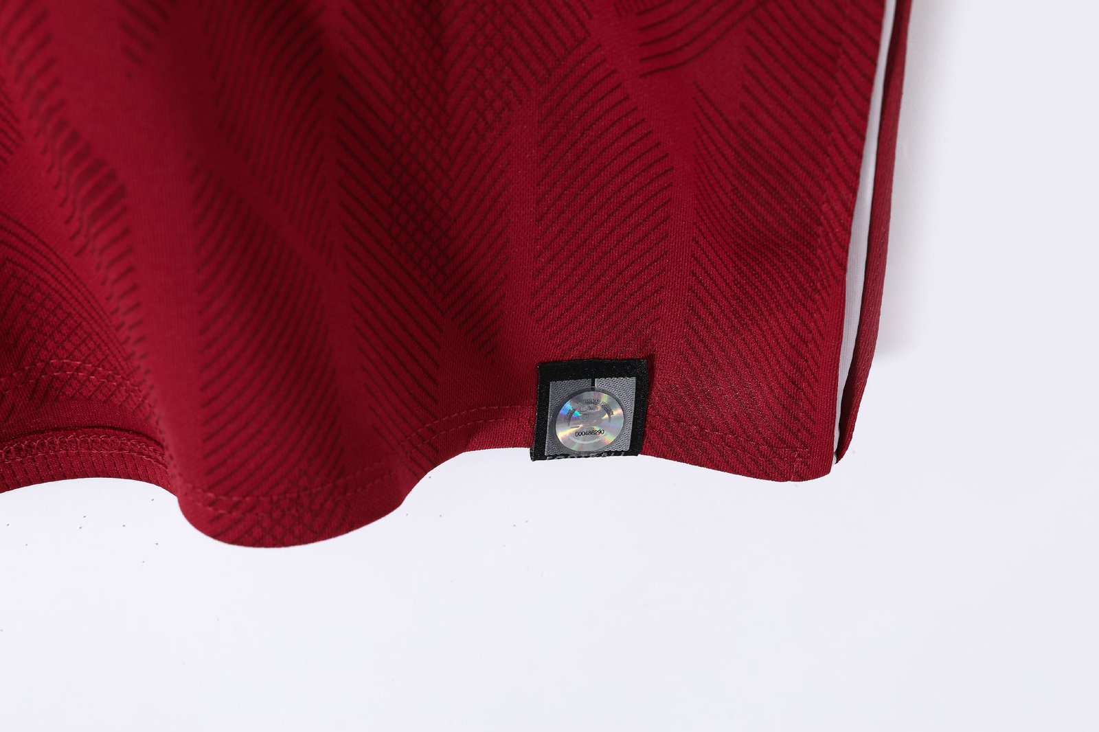 2018/19 Liverpool Home Retro Jersey - Image 9