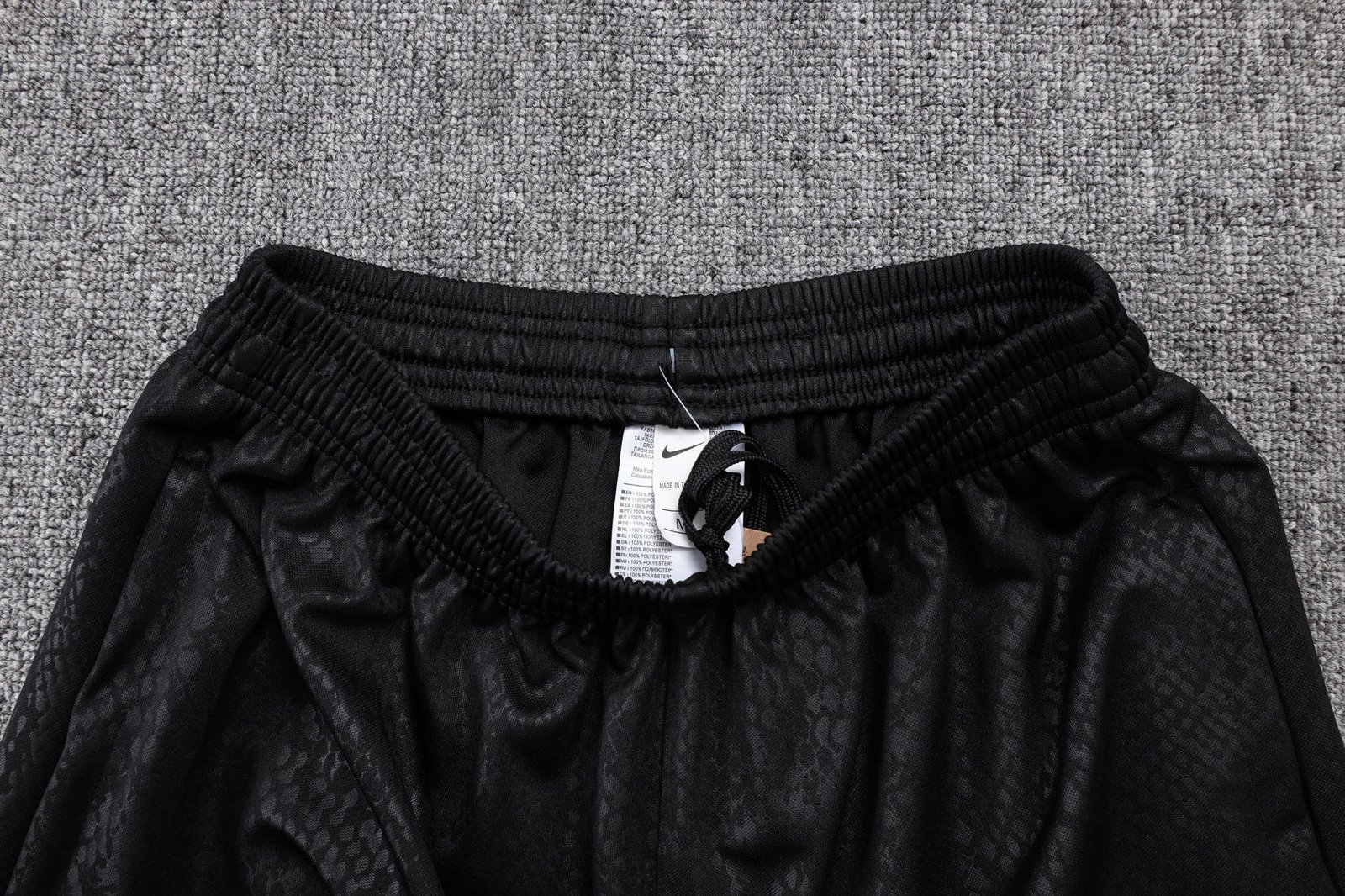 2025/26 Barcelona Long sleeves Player Version Training Set - Image 12