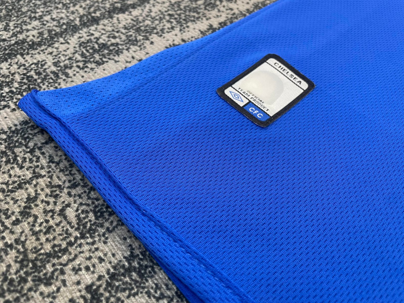 2003/05 Chelsea Home Retro kids Jersey - Image 10
