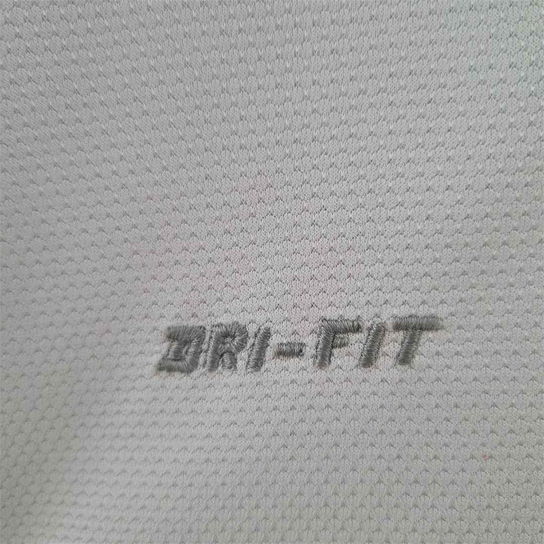 Portugal Retro Jersey Away Long Sleeve 2012 - Image 9