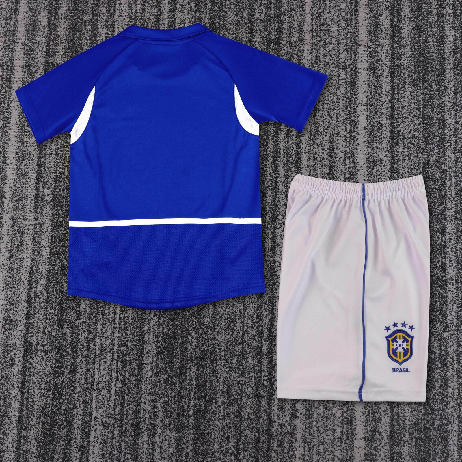2002 World Cup Brazil Away Retro Kids Jersey - Image 2