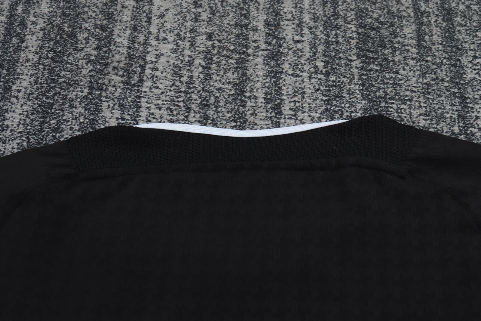 2003/04 Manchester United Away Retro Kids Jersey - Image 8