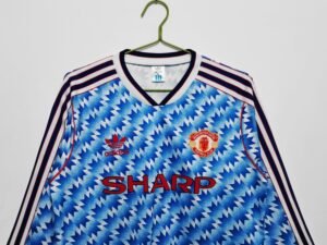 Retro Manchester United 1990/92 Away Long Sleeves - Image 4