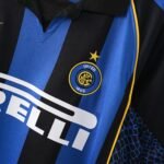 Retro Inter Milan 2001/02 Home S-XXL - Image 6