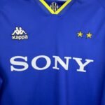 Retro Juventus 1996/97 Away S-XXL - Image 4
