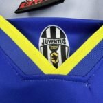 Retro Juventus 1996/97 Away S-XXL - Image 7