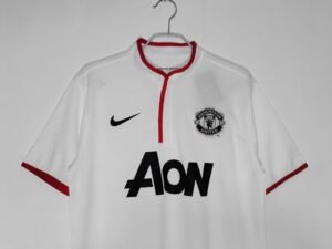 Retro Manchester United 2012/13 Away - Image 3