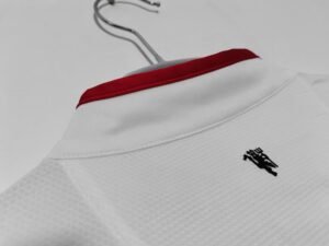 Retro Manchester United 2012/13 Away - Image 5