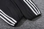 Manchester United windbreaker - Image 4