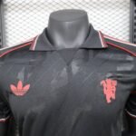 Retro Manchester United Black short Sleeves S-XXL - Image 3