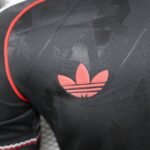 Retro Manchester United Black short Sleeves S-XXL - Image 4