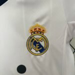 Kids Kit Real Madrid 12/13 Home White - Image 6