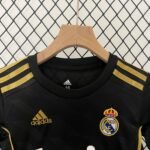 Kids Kit Real Madrid 11/12 Away - Image 4