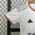Kids Kit Real Madrid 13/14 Home White - Image 3