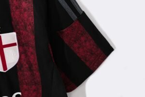 Retro 15/16 AC Milan Home - Image 11